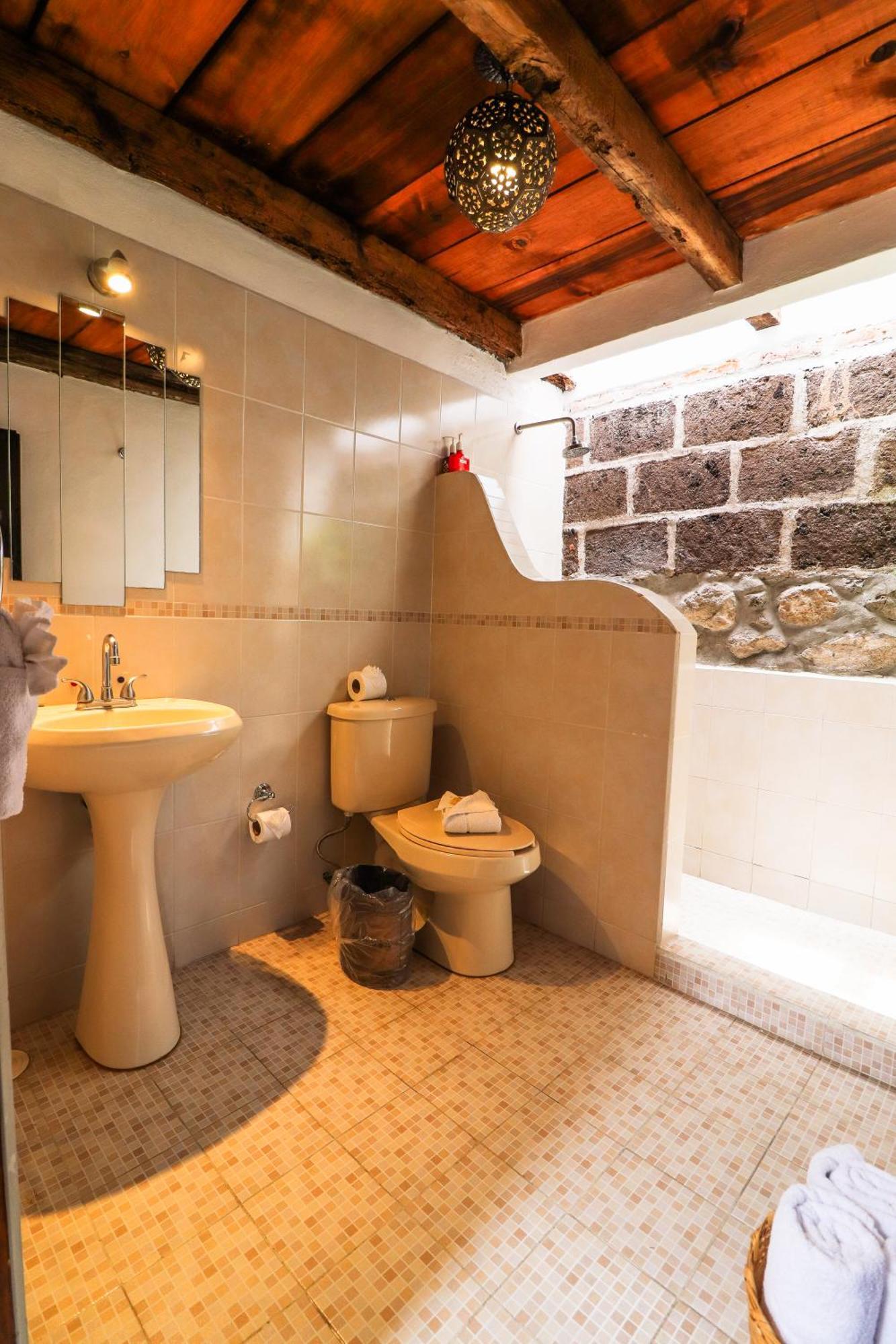 Casona Petra Hotel