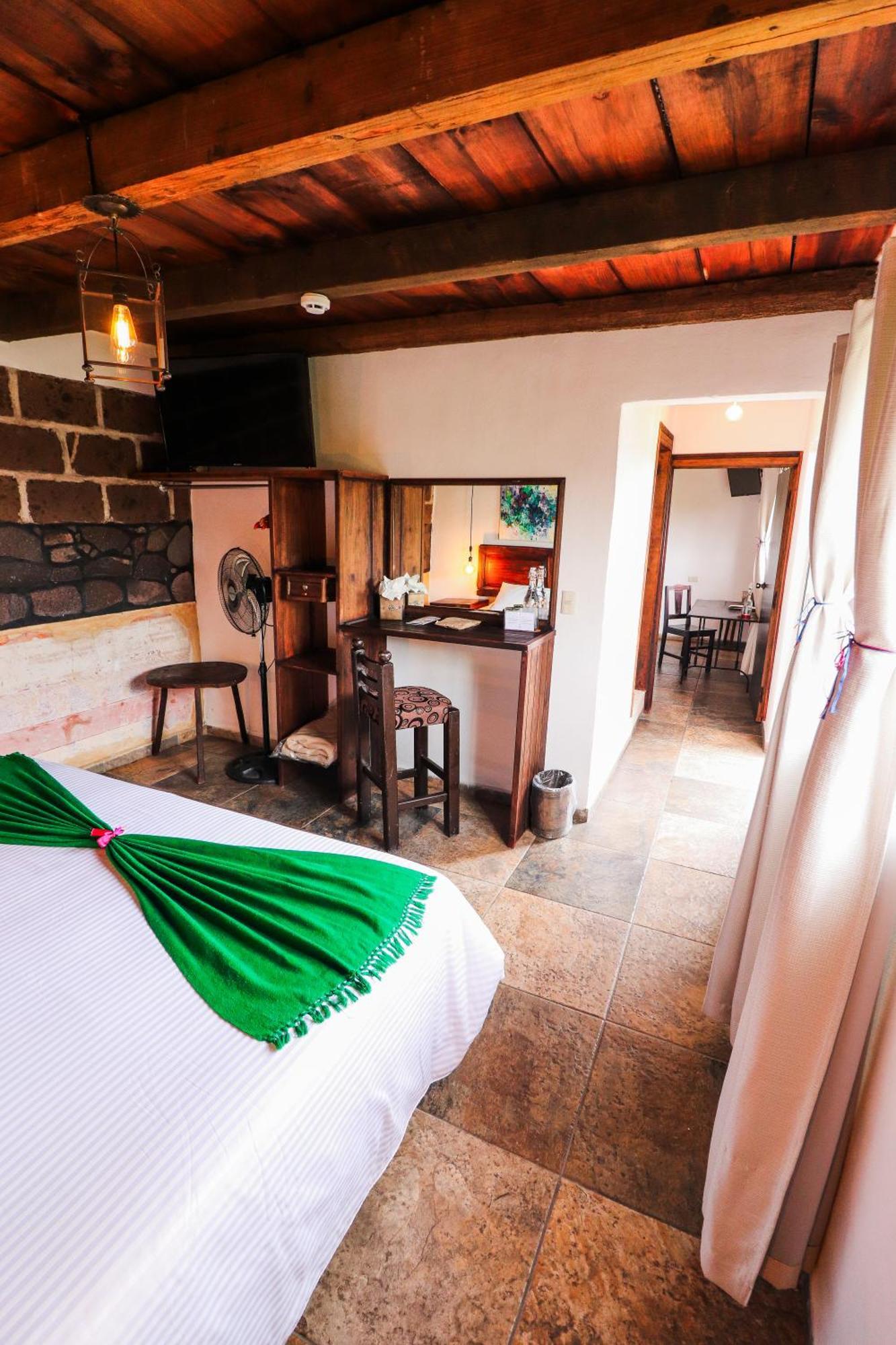 Casona Petra Hotel