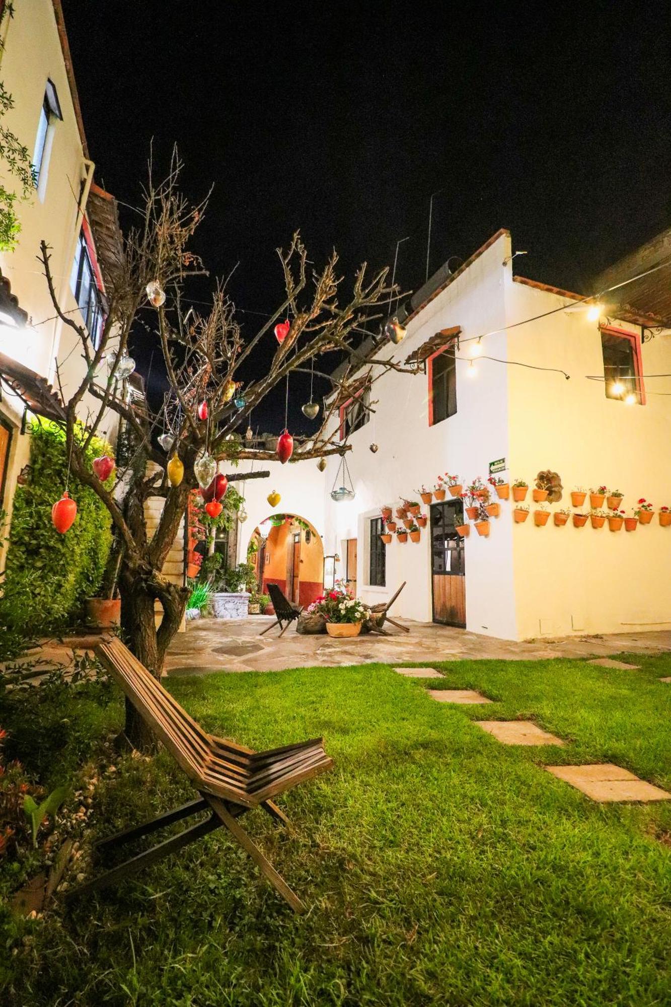Hotel Casona Petra *
